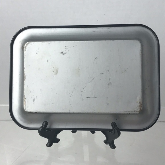 VINTAGE TOLE TRAY METAL HAND PAINTED BLACK FLORAL TRINKET DISH - Picture 3 of 7